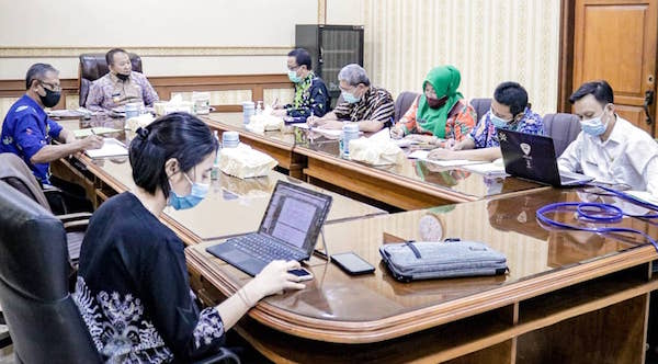 Bupati Hendy Siswanto: PMPTSP Salah Satu Kunci Investor Tertarik Tanamkan Modalnya di Jember